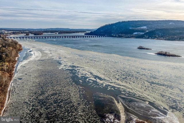 5533 N FRONT ST, Harrisburg, PA 17110