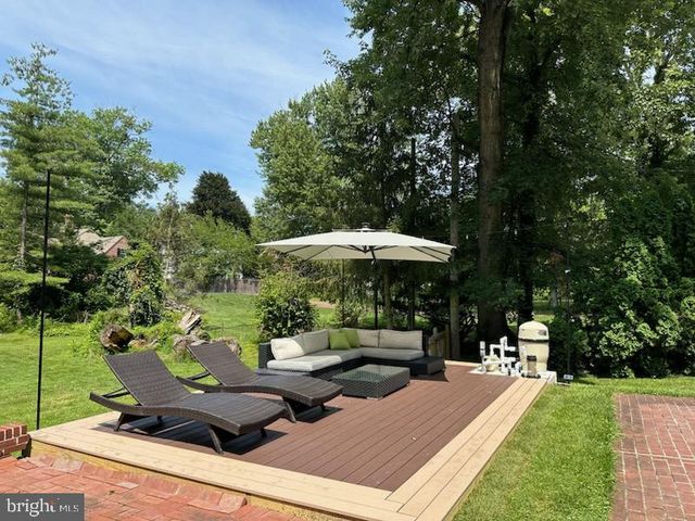 5533 N FRONT ST, Harrisburg, PA 17110