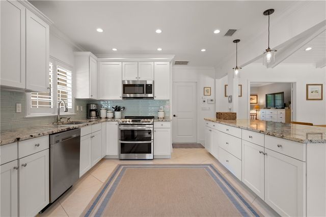 1776 Seagrove Drive, Vero Beach, FL 32963