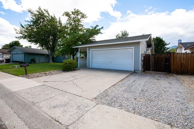 3338 Somerset Way, Carson City, NV 89705