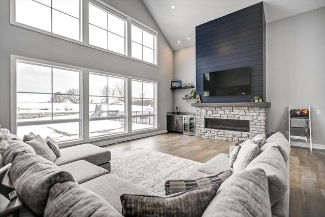 2231 Wooded Ridge Trail, Cottage Grove, WI 53527