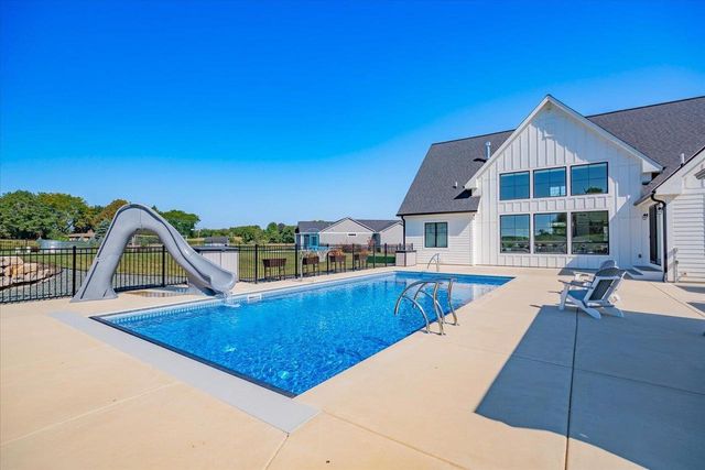 2231 Wooded Ridge Trail, Cottage Grove, WI 53527