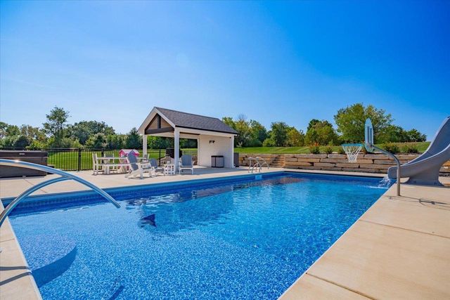 2231 Wooded Ridge Trail, Cottage Grove, WI 53527