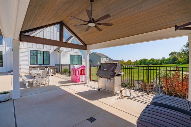 2231 Wooded Ridge Trail, Cottage Grove, WI 53527