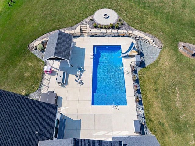 2231 Wooded Ridge Trail, Cottage Grove, WI 53527