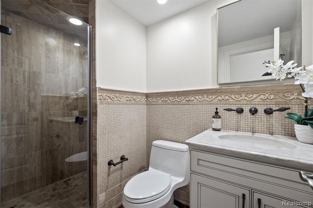 1795 Golf Ridge Drive, Bloomfield Hills, MI 48302