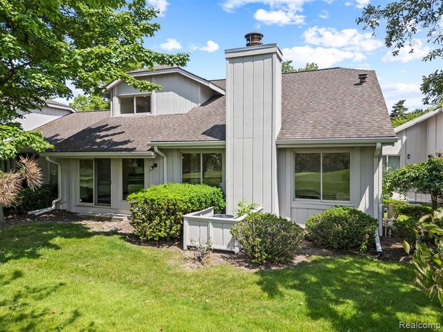 1795 Golf Ridge Drive, Bloomfield Hills, MI 48302