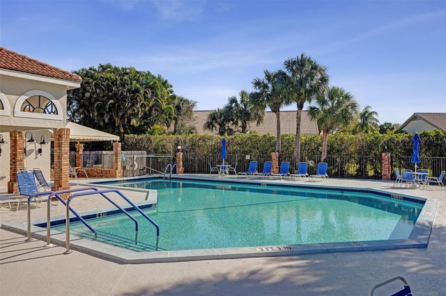 8486 Heather Place, Boynton Beach, FL 33472