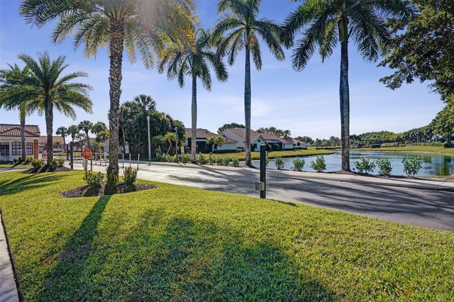 8486 Heather Place, Boynton Beach, FL 33472