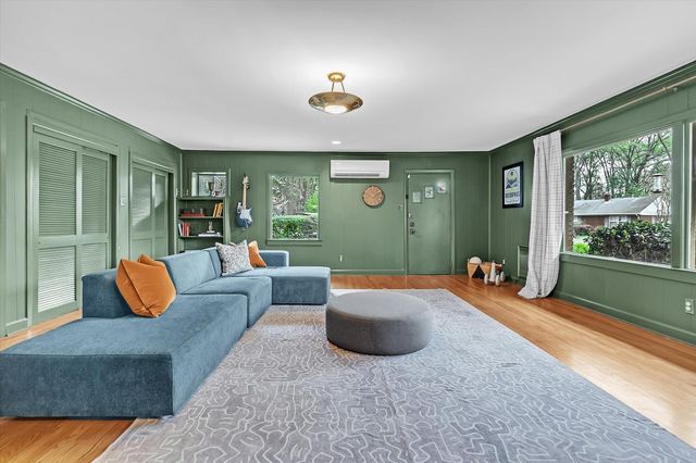 4710 CROSSOVER LN, Memphis, TN 38117