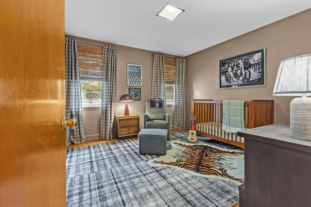 4710 CROSSOVER LN, Memphis, TN 38117