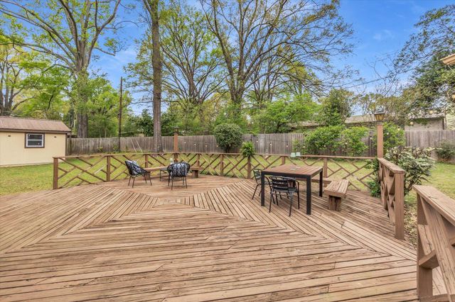 4710 CROSSOVER LN, Memphis, TN 38117