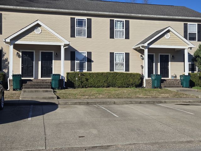 805 E Railroad St, Waverly, TN 37185