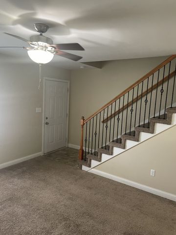 805 E Railroad St, Waverly, TN 37185