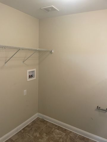 805 E Railroad St, Waverly, TN 37185