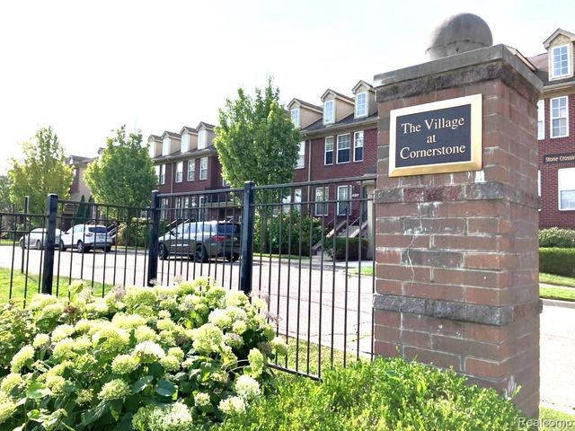 23284 Cornerstone Village Drive, Southfield, MI 48075