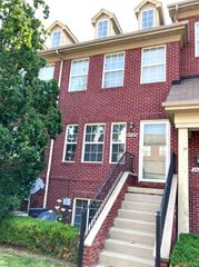 23284 Cornerstone Village Drive, Southfield, MI 48075