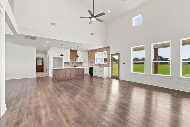 10 Keeter Lane, Lipan, TX 76462
