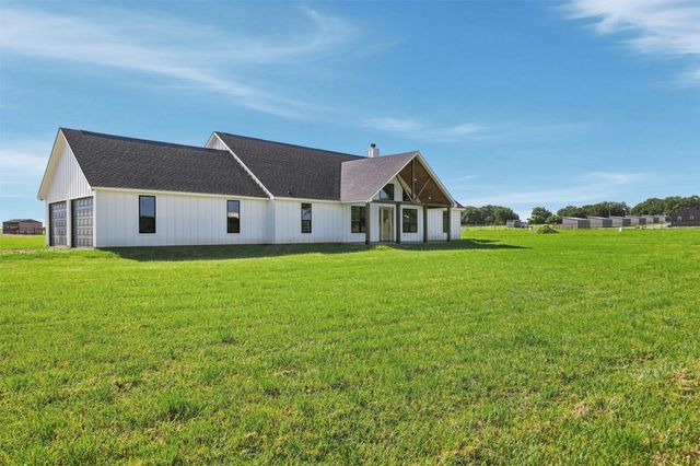 10 Keeter Lane, Lipan, TX 76462