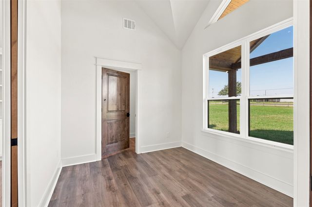 10 Keeter Lane, Lipan, TX 76462