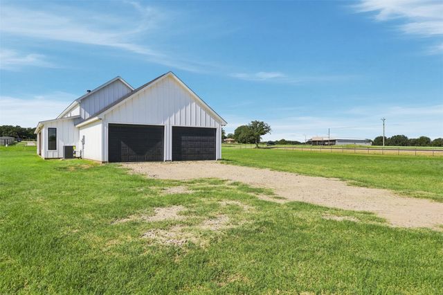 10 Keeter Lane, Lipan, TX 76462