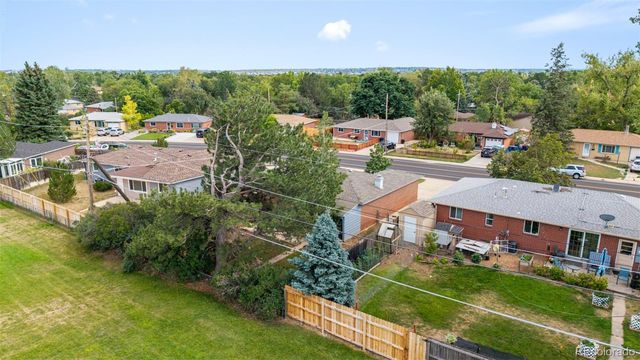 945 E 10th Avenue, Broomfield, CO 80020