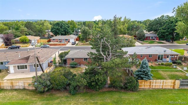945 E 10th Avenue, Broomfield, CO 80020