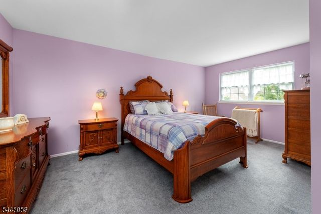 135 Richmond Rd, West Milford Twp., NJ 07480
