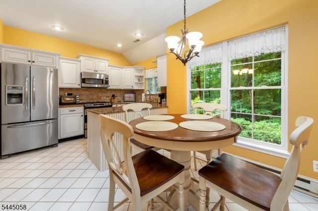 135 Richmond Rd, West Milford Twp., NJ 07480