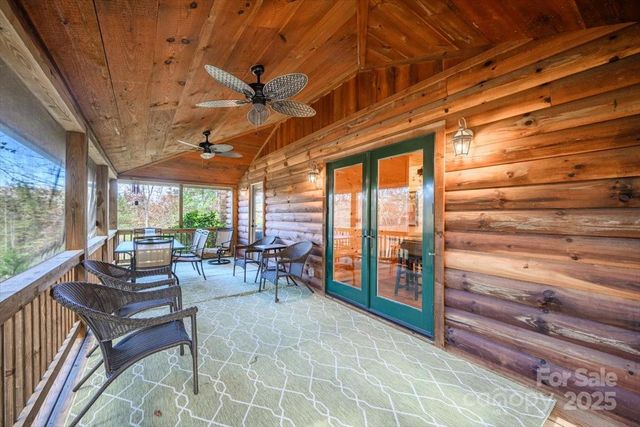 87 Prater Cove Road, Franklin, NC 28734