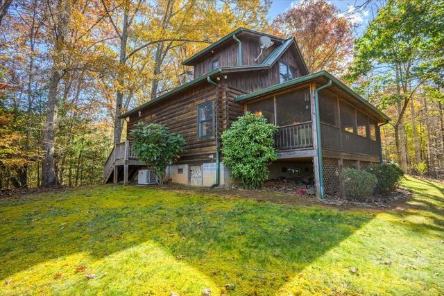 87 Prater Cove Road, Franklin, NC 28734