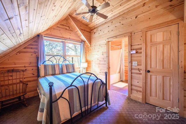 87 Prater Cove Road, Franklin, NC 28734