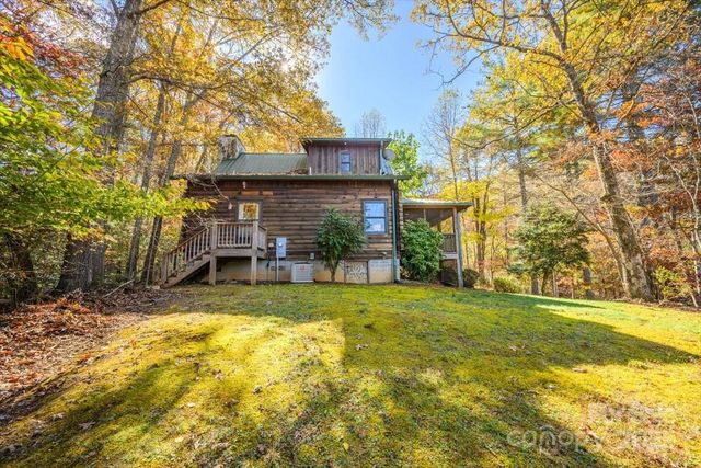 87 Prater Cove Road, Franklin, NC 28734