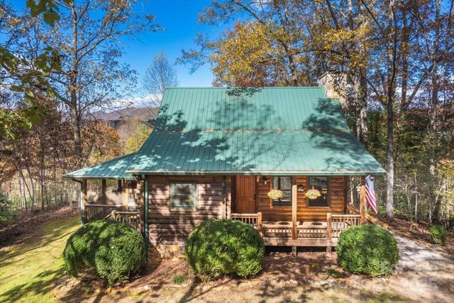 87 Prater Cove Road, Franklin, NC 28734