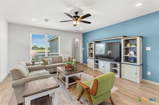 5221 Leaning Tree, Temple, TX 76502