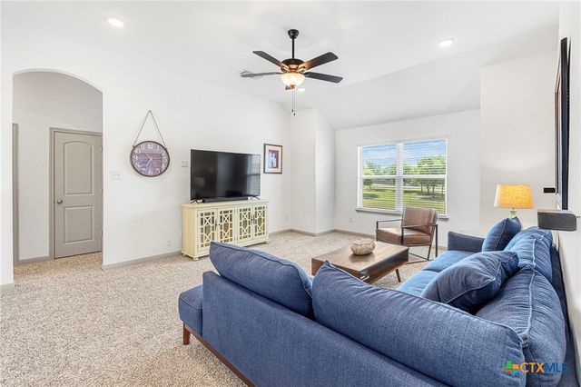 5221 Leaning Tree, Temple, TX 76502