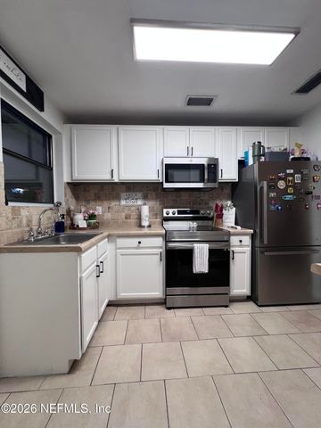 240 WOODSIDE Drive, Orange Park, FL 32073