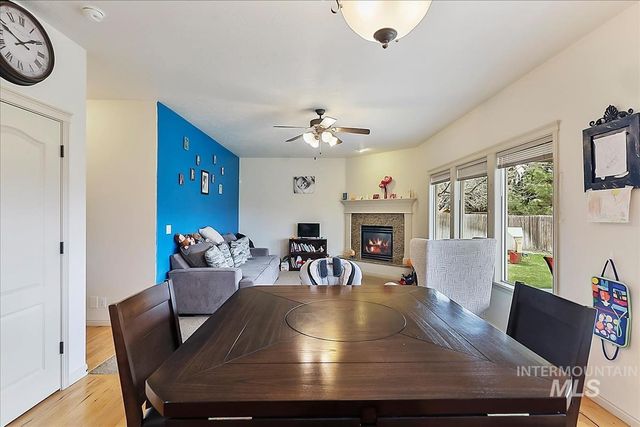 826 W Playground St, Kuna, ID 83634