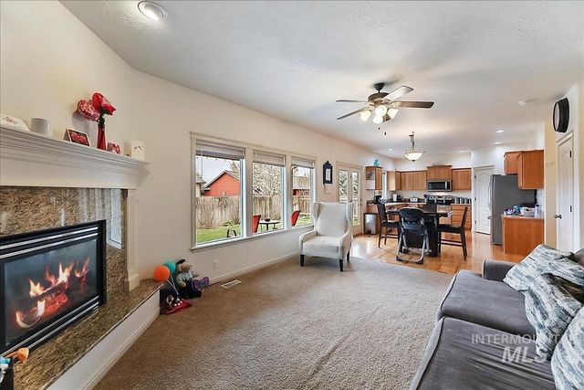 826 W Playground St, Kuna, ID 83634