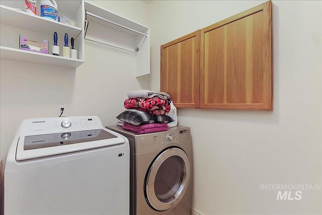 826 W Playground St, Kuna, ID 83634