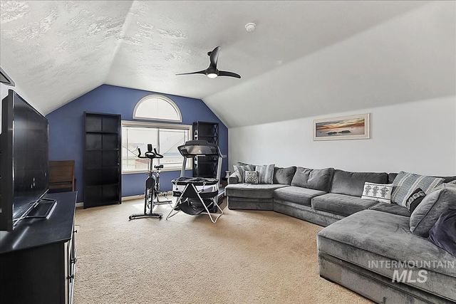 826 W Playground St, Kuna, ID 83634