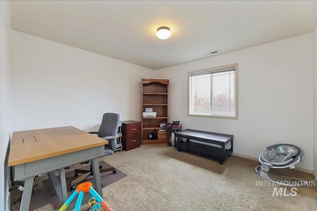 826 W Playground St, Kuna, ID 83634