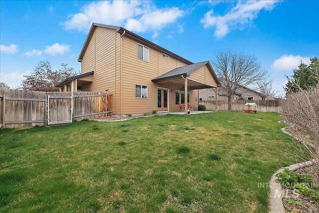 826 W Playground St, Kuna, ID 83634