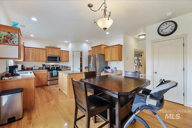 826 W Playground St, Kuna, ID 83634