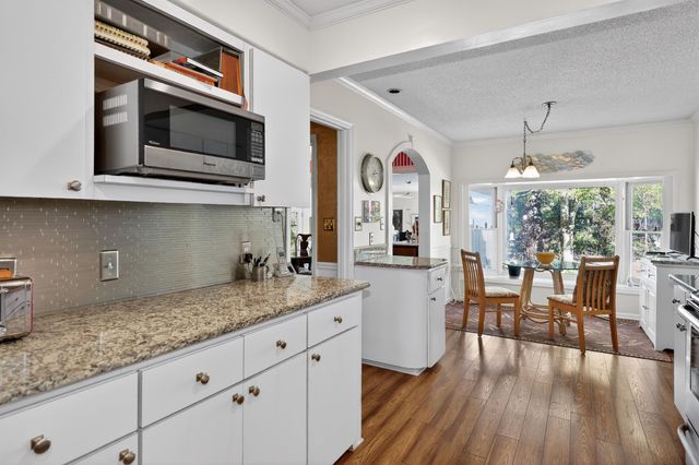 297 Linden Circle, Pawleys Island, SC 29585