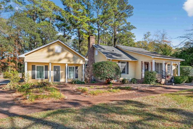297 Linden Circle, Pawleys Island, SC 29585