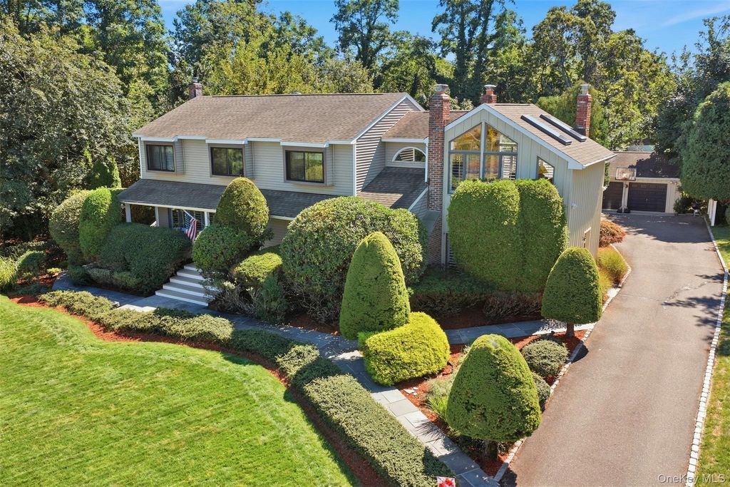 14 Seacliff Lane, Miller Place, NY 11764 — photo 2