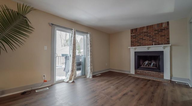 1058 W 61st Avenue, Merrillville, IN 46410