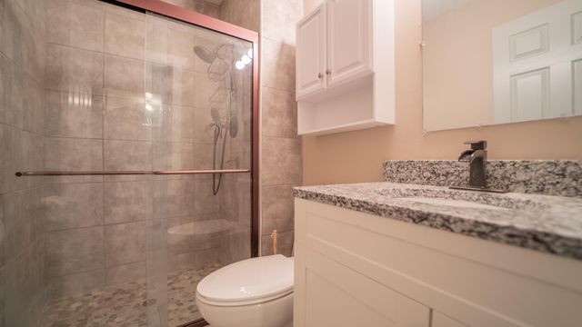 1058 W 61st Avenue, Merrillville, IN 46410