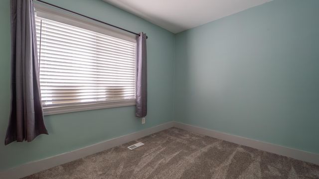 1058 W 61st Avenue, Merrillville, IN 46410